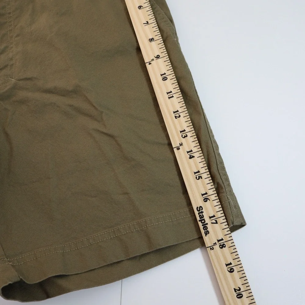 Columbia Mens Regular Fit Utility Shorts Olive Green 33W 8L AM0184 Stretch Twill